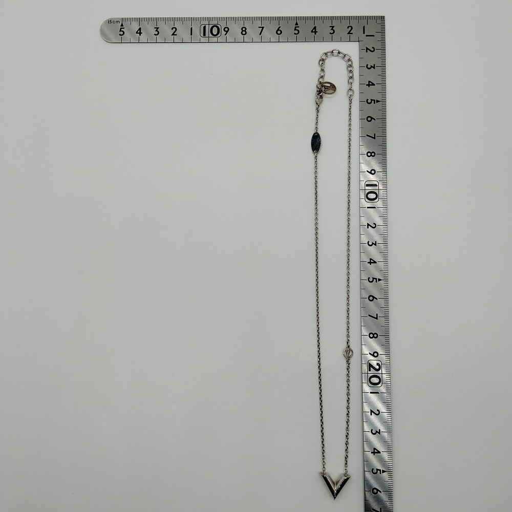 No Tariff Louis Vuitton Necklace Silver #196806L14 - Picture 7 of 8